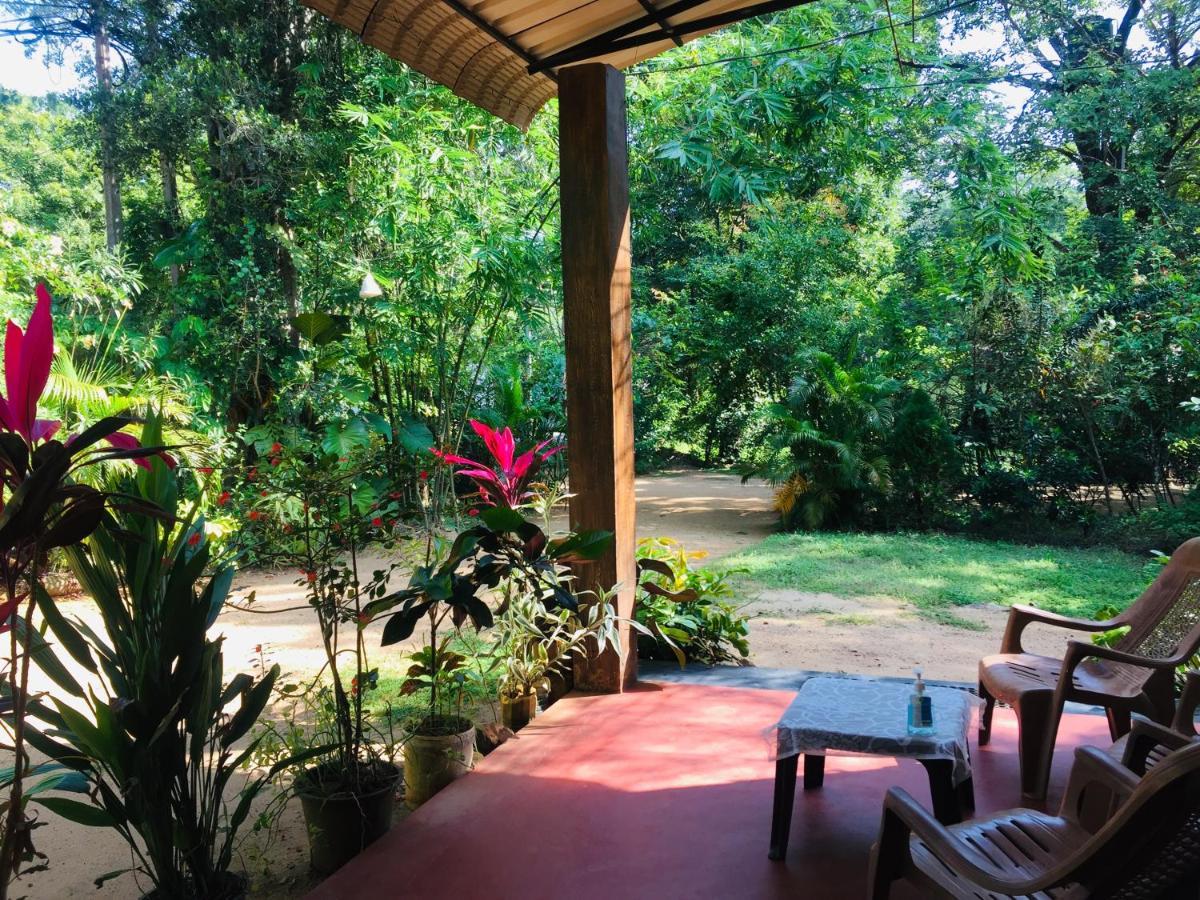Gimansa Rest Sigiriya Apartamento Exterior foto