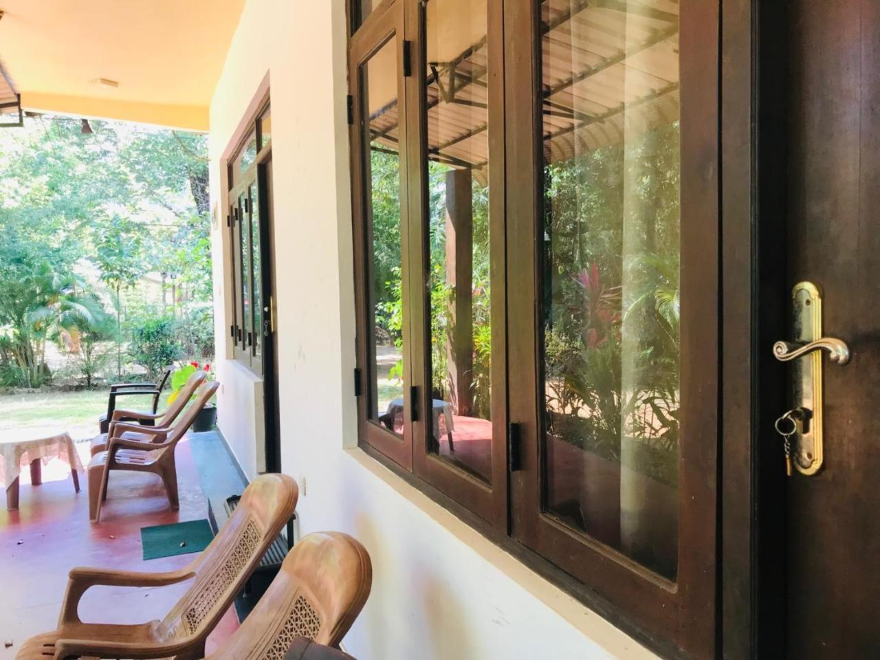 Gimansa Rest Sigiriya Apartamento Exterior foto